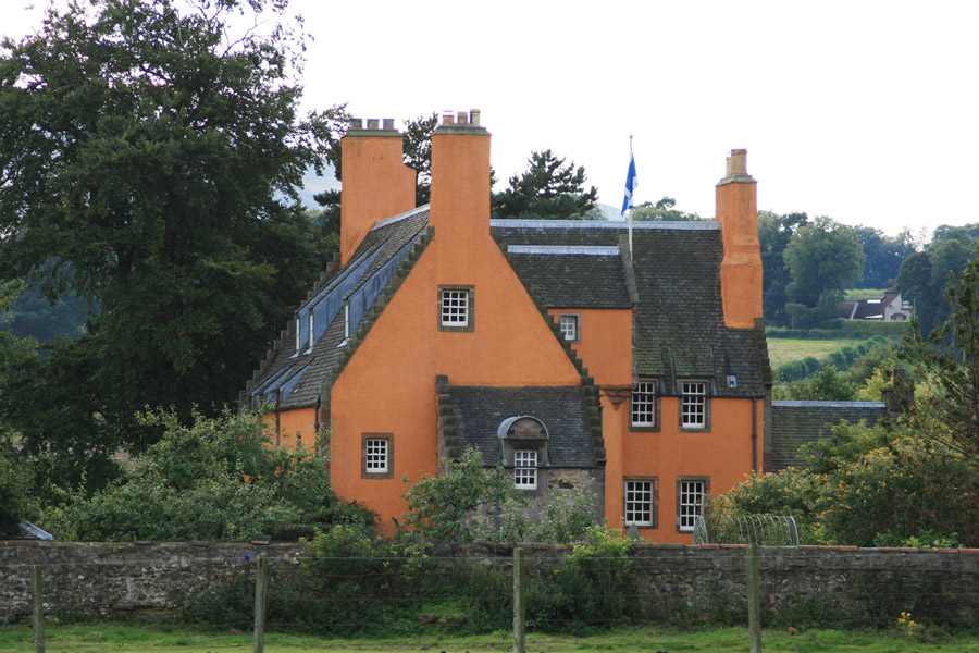 Liberton House Castle in Edinburgh, Midlothian Stravaiging around